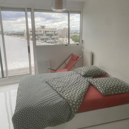 14Eme Et Der Etage "Arty" Avec 2 Chambres Et Vue Panoramique ! Créteil Buitenkant foto