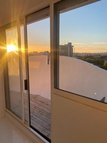 14Eme Et Der Etage "Arty" Avec 2 Chambres Et Vue Panoramique ! Créteil Buitenkant foto